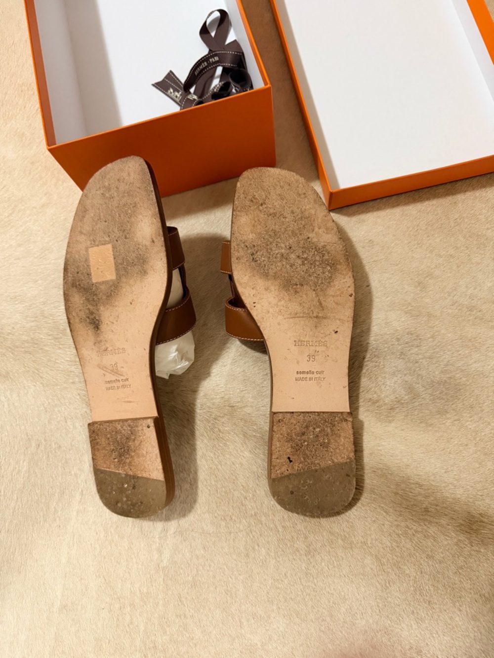 Hermes Oran Authentic 39 Retail 900 - Picture 11 of 12